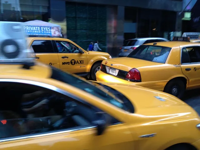 cocktails to go taxi